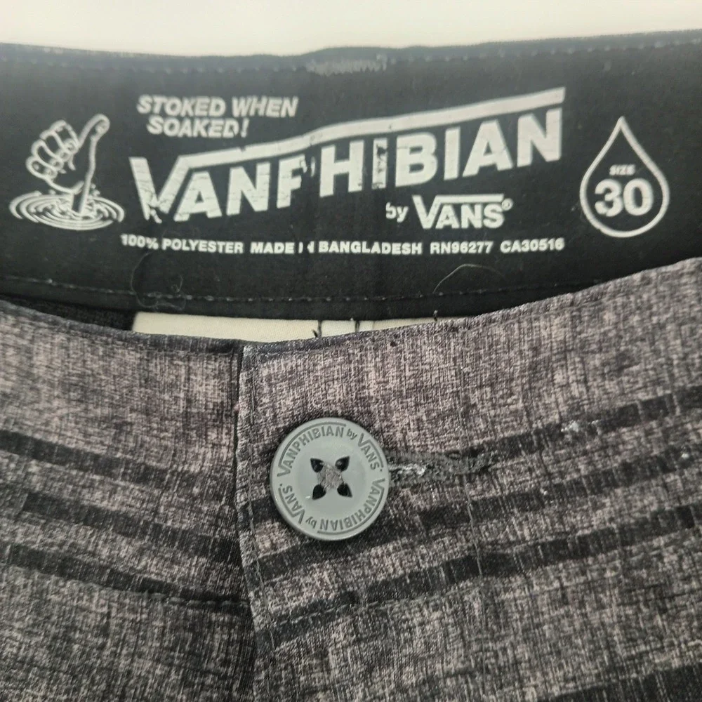 Vans Vanphibian Hybrid Board Shorts Mens 30 Grey Red Stripe Checkerboard Swim